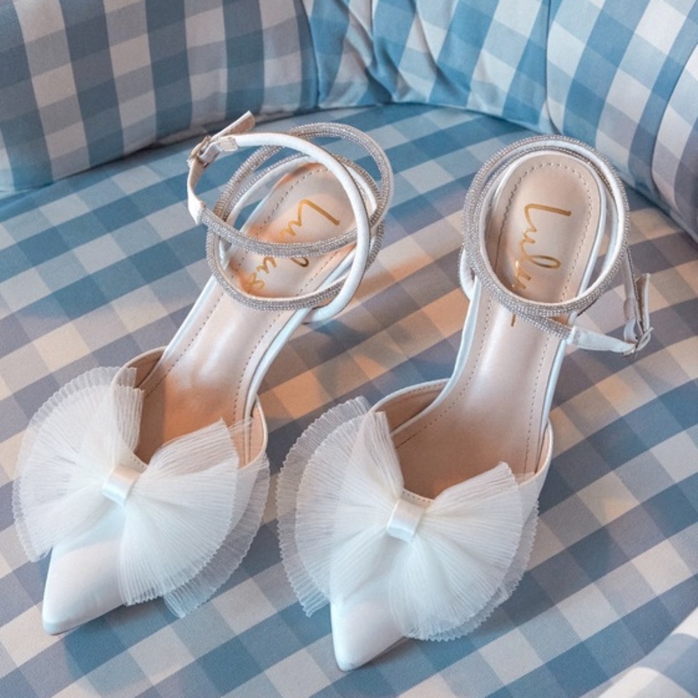 Lulus Lelanee White Satin Rhinestone Bow Ankle Strap Pumps - Size 7.5